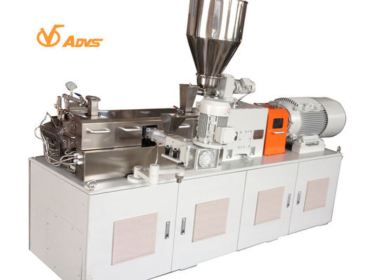 Goede prijs 32 - Extruder van de het Laboratorium de Tweelingschroef van 60 L/van D voor Kleinschalige Profielproductie online
