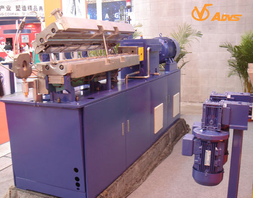 Lab Twin Screw Extruder met 27 mm schroefdiameter en 50 kg/uur output voor hoge prestaties en aanpasbare opties